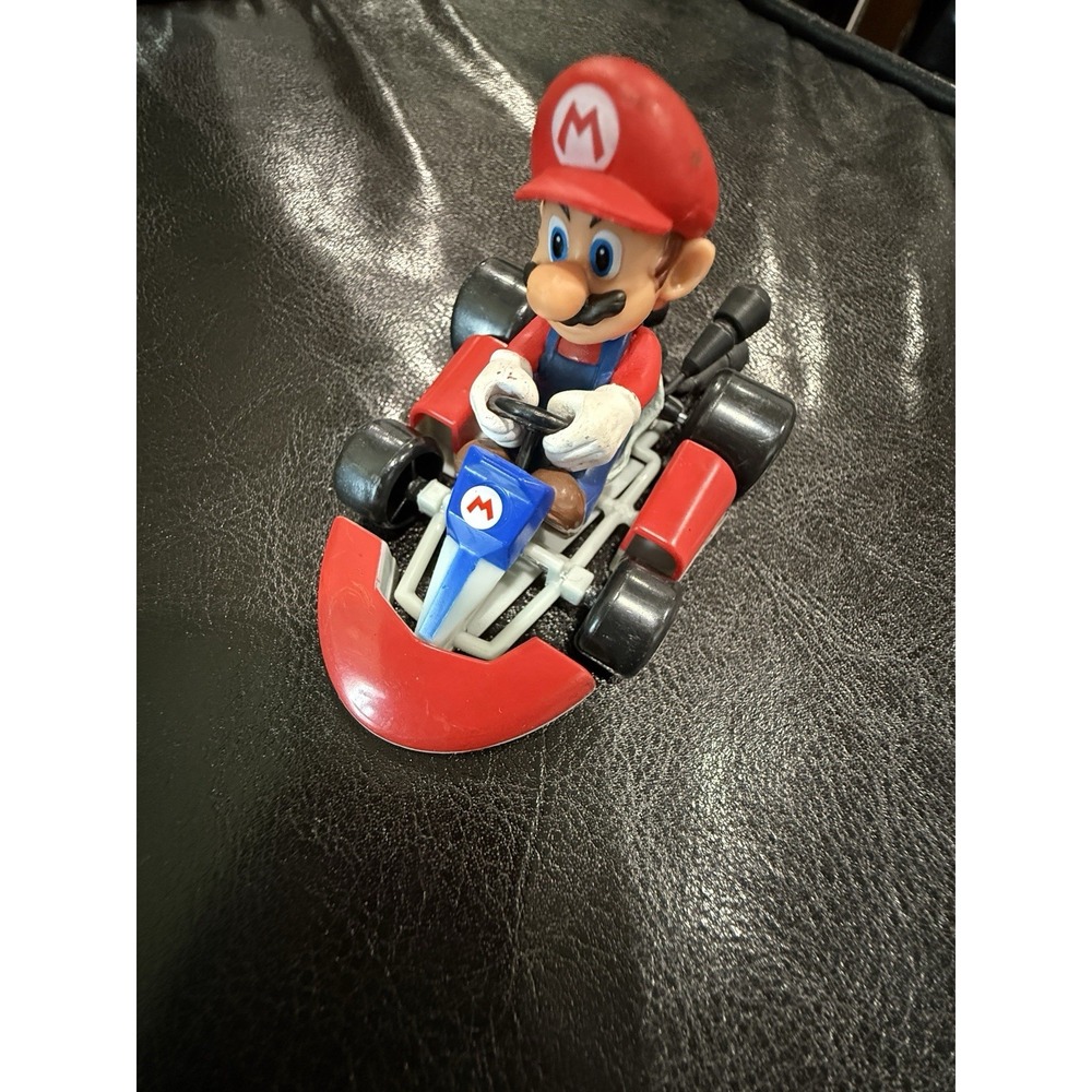 Nintendo Super Mario Kart Mario Racer 4" Collectible Figure Car Toy